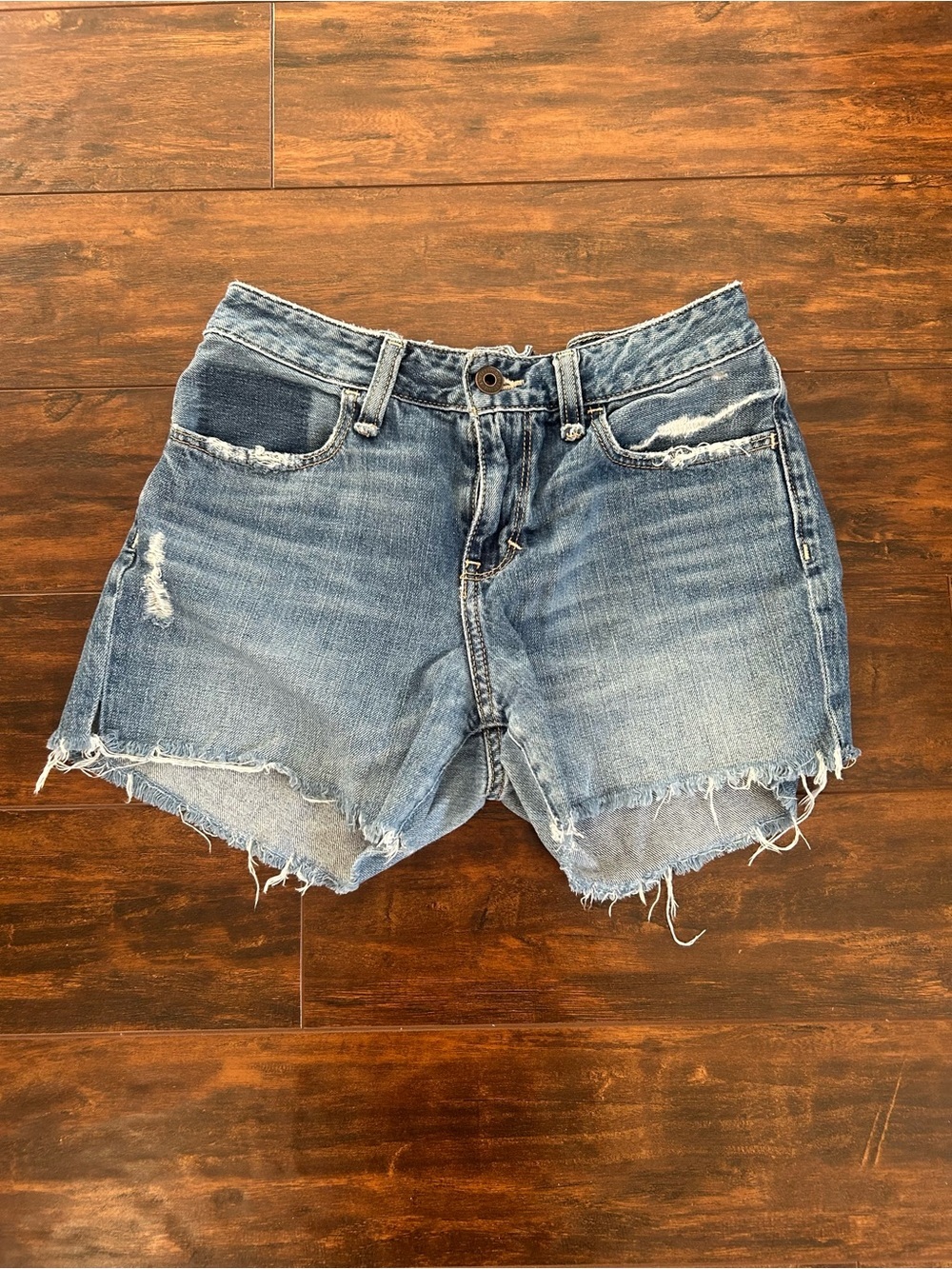 🔥4 for $45 Abercrombie & Fitch Distressed Light Blue Denim Shorts
